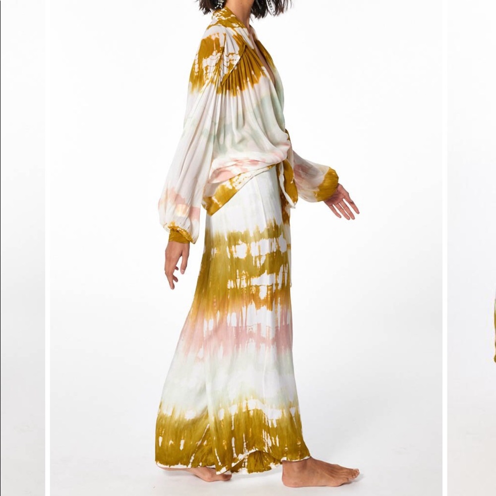 NWT YFB Aiko Pant in Willow Geode Size Medium